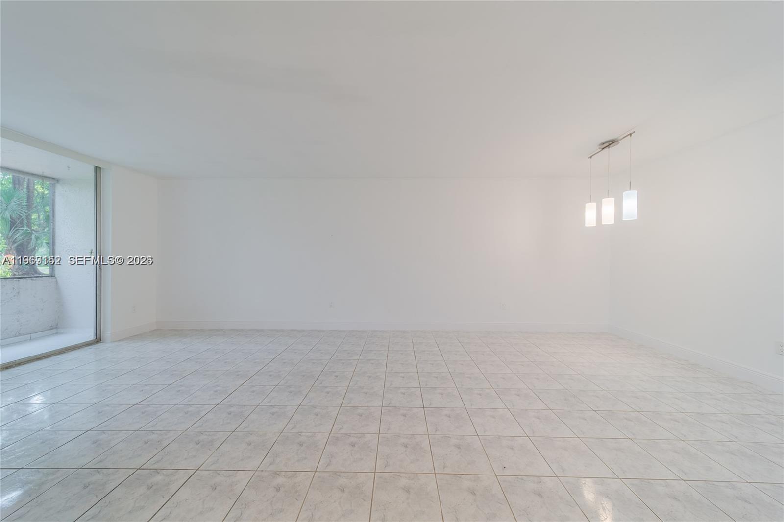 SUMMIT CHASE CONDO - Residential