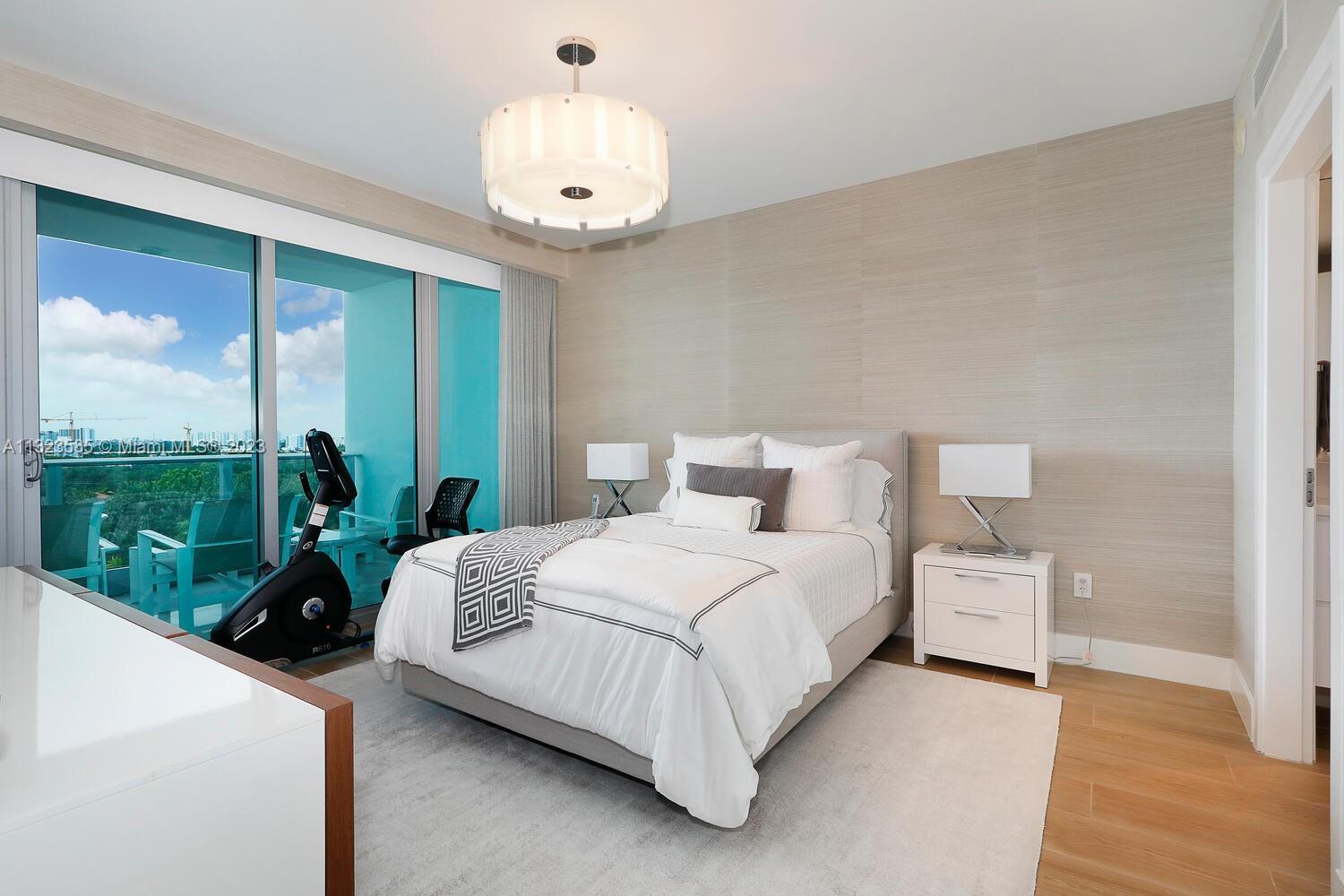 GROVENOR HOUSE CONDO - Residential