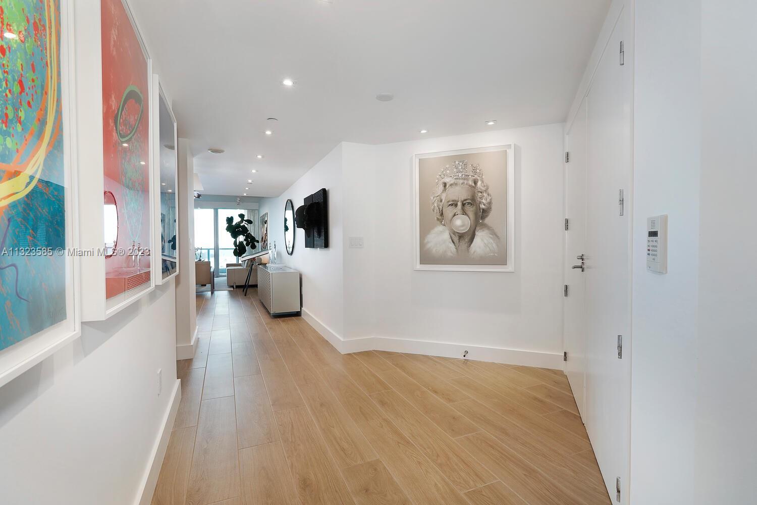 GROVENOR HOUSE CONDO - Residential