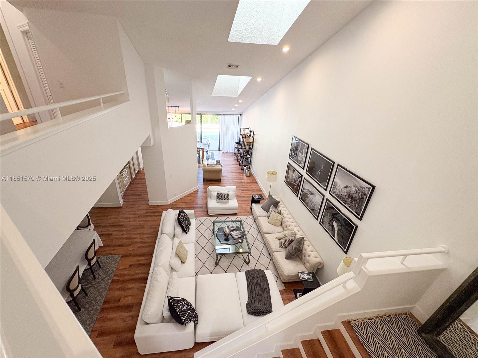 WINDSOR WAY 1 - Residential Lease