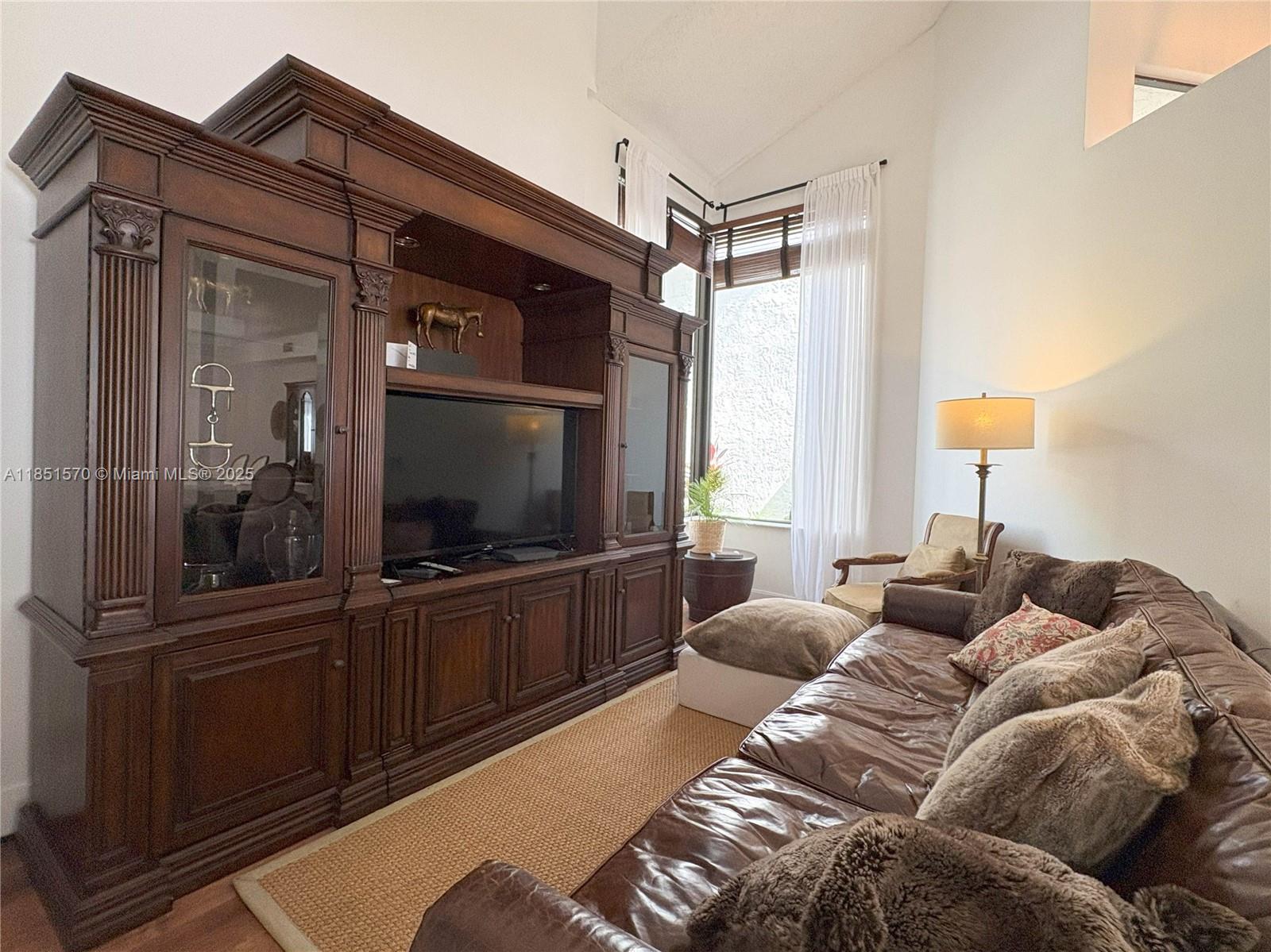 WINDSOR WAY 1 - Residential Lease