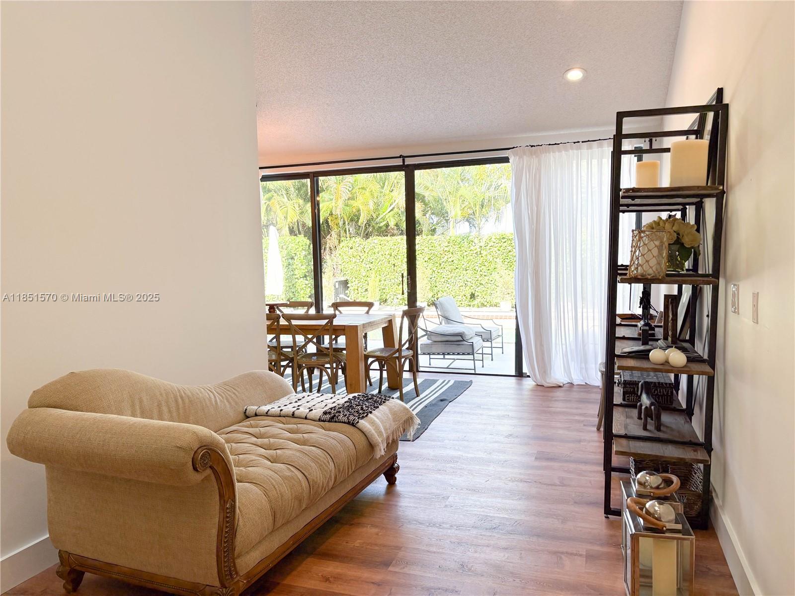 WINDSOR WAY 1 - Residential Lease