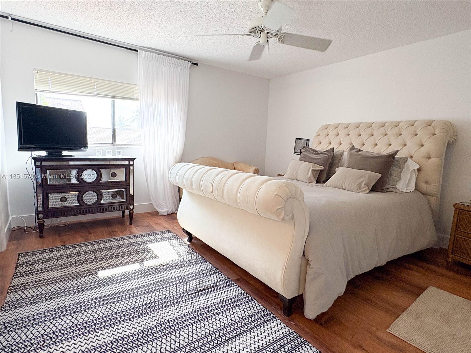 WINDSOR WAY 1 - Residential Lease