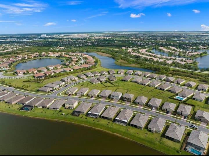 TRADITION PLAT NO 20 - TH - Residential