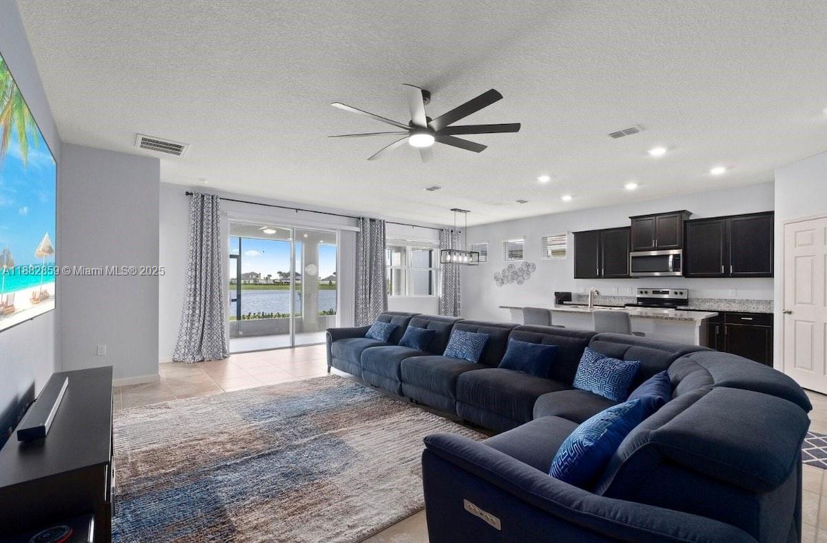 TRADITION PLAT NO 20 - TH - Residential