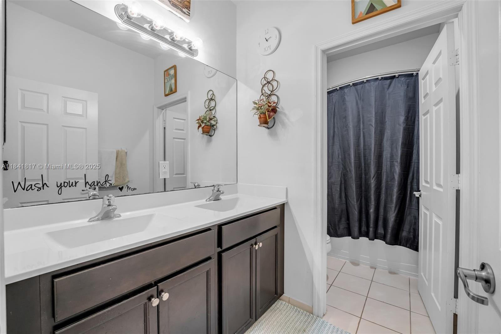 BAYWINDS OF ABACO - Residential