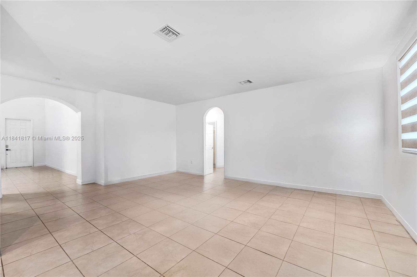 BAYWINDS OF ABACO - Residential