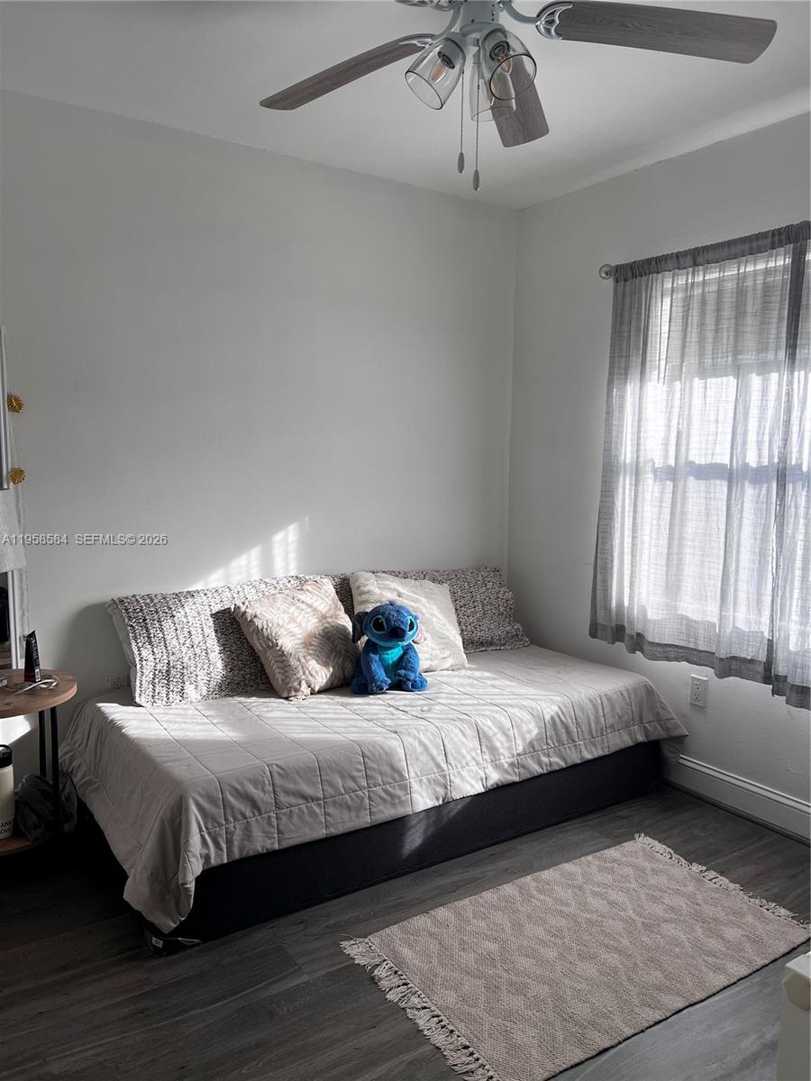 PINE LAKE FIVE CONDO - Residential Lease