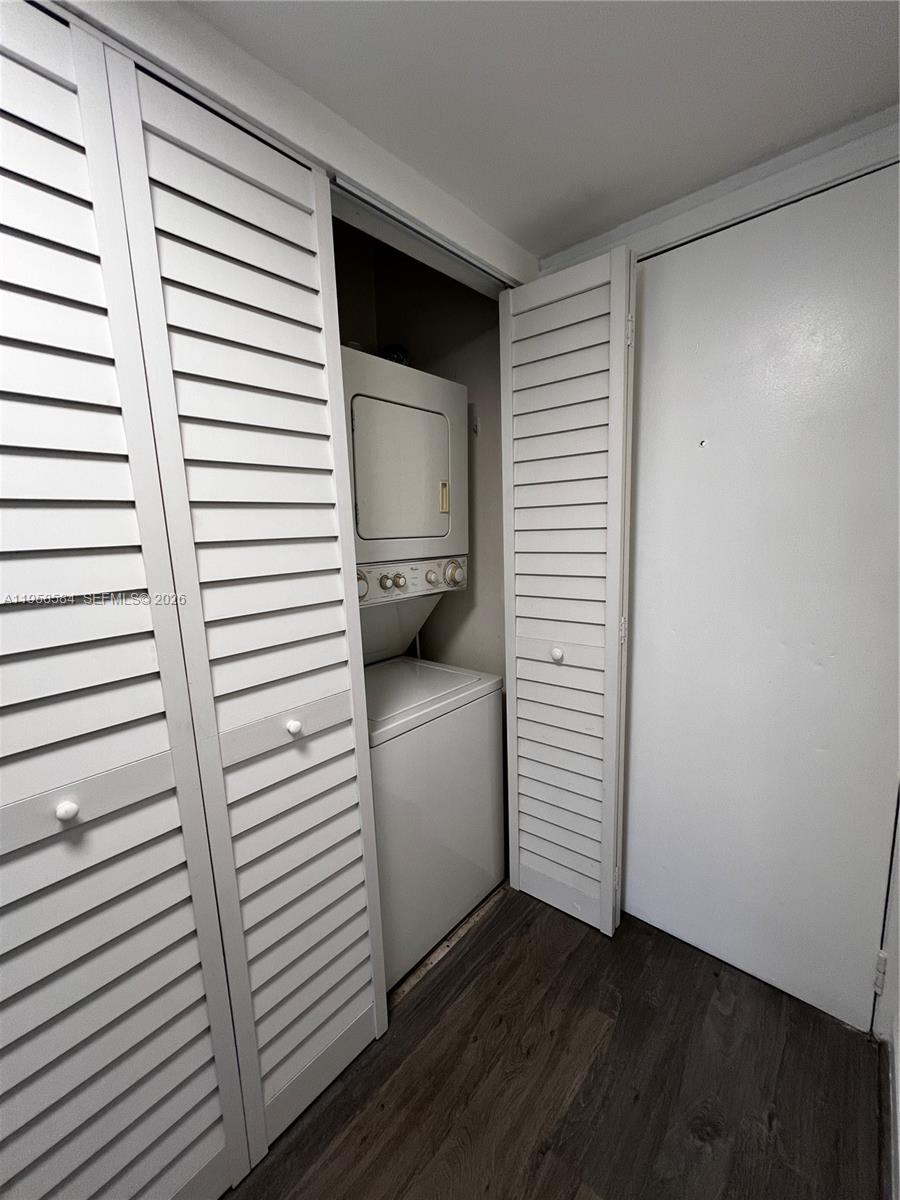 PINE LAKE FIVE CONDO - Residential Lease