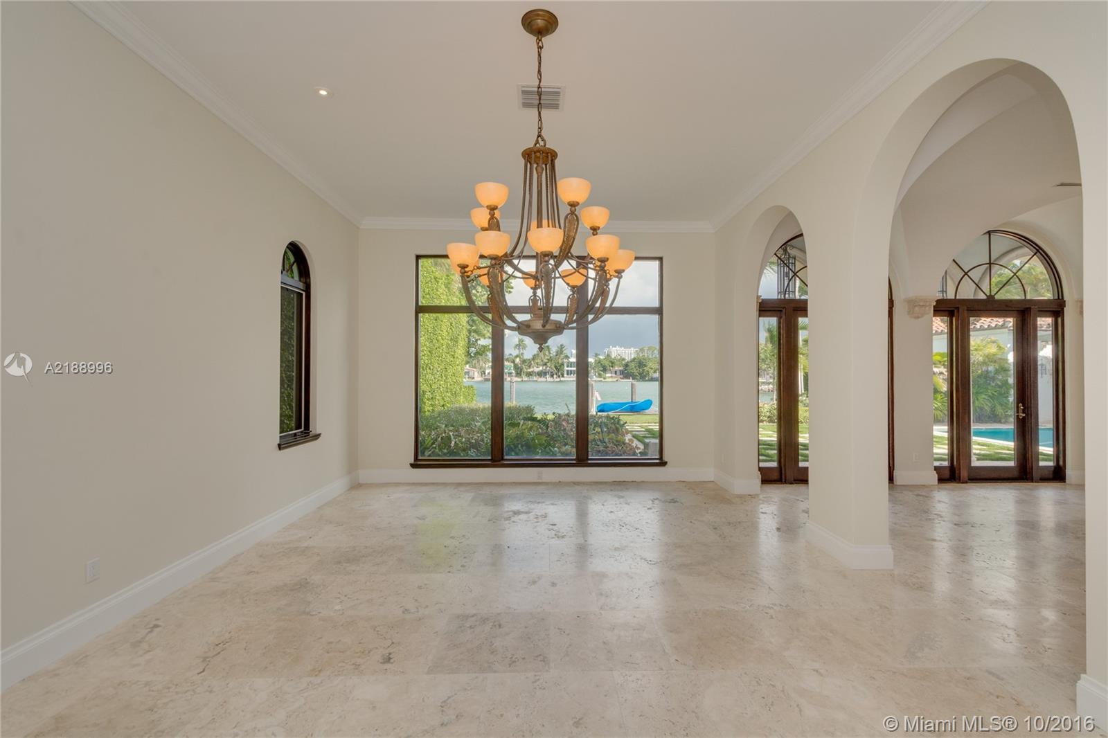 SAN MARINO ISLAND - Residential