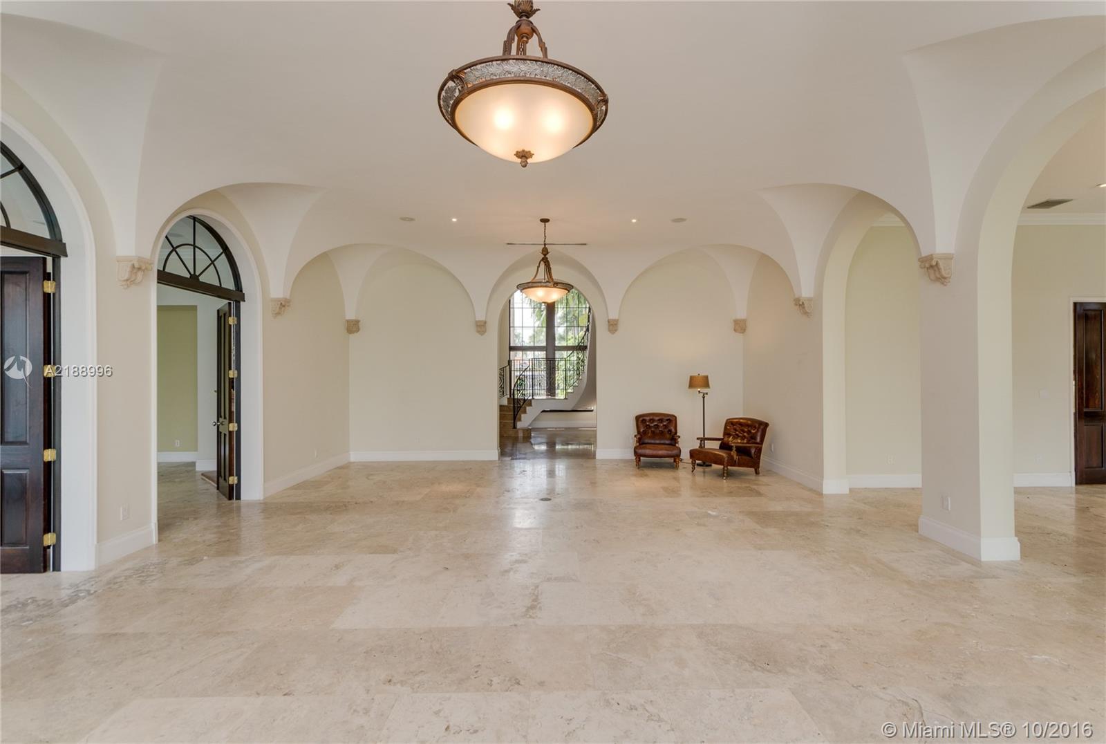 SAN MARINO ISLAND - Residential