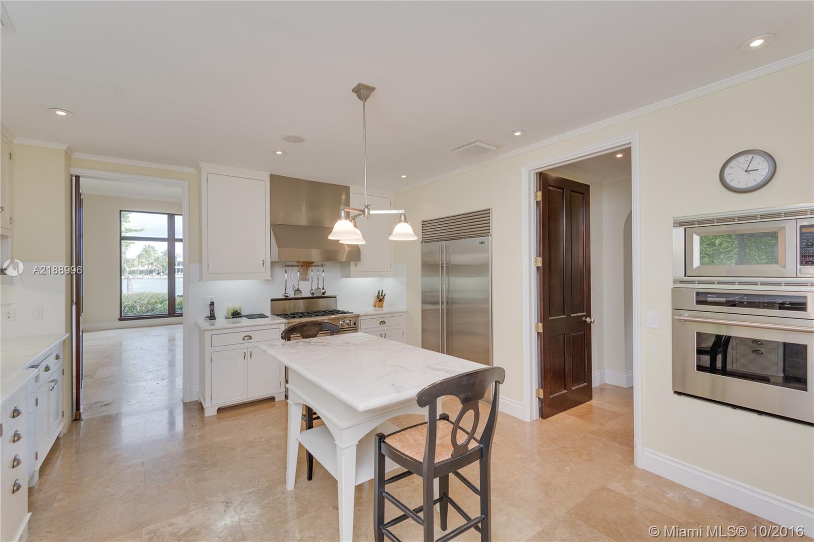SAN MARINO ISLAND - Residential