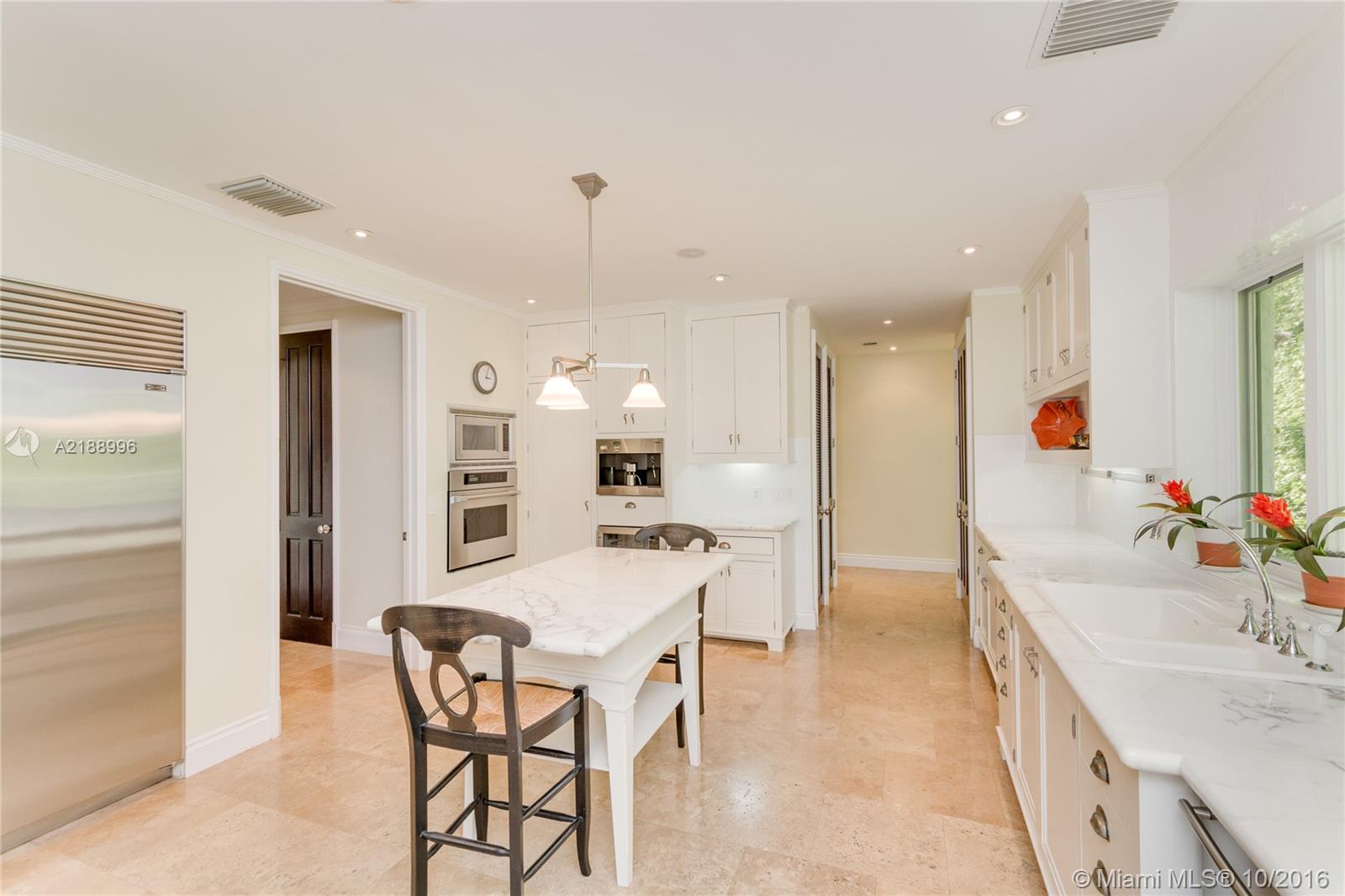 SAN MARINO ISLAND - Residential
