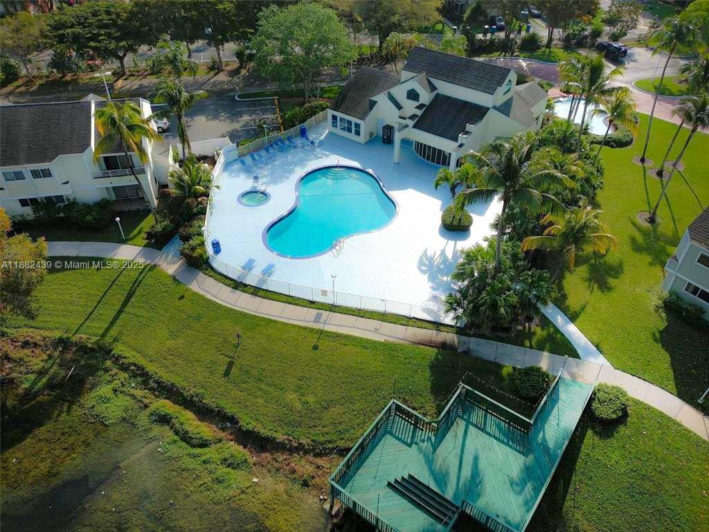 SUMMER LAKE - Residential Lease