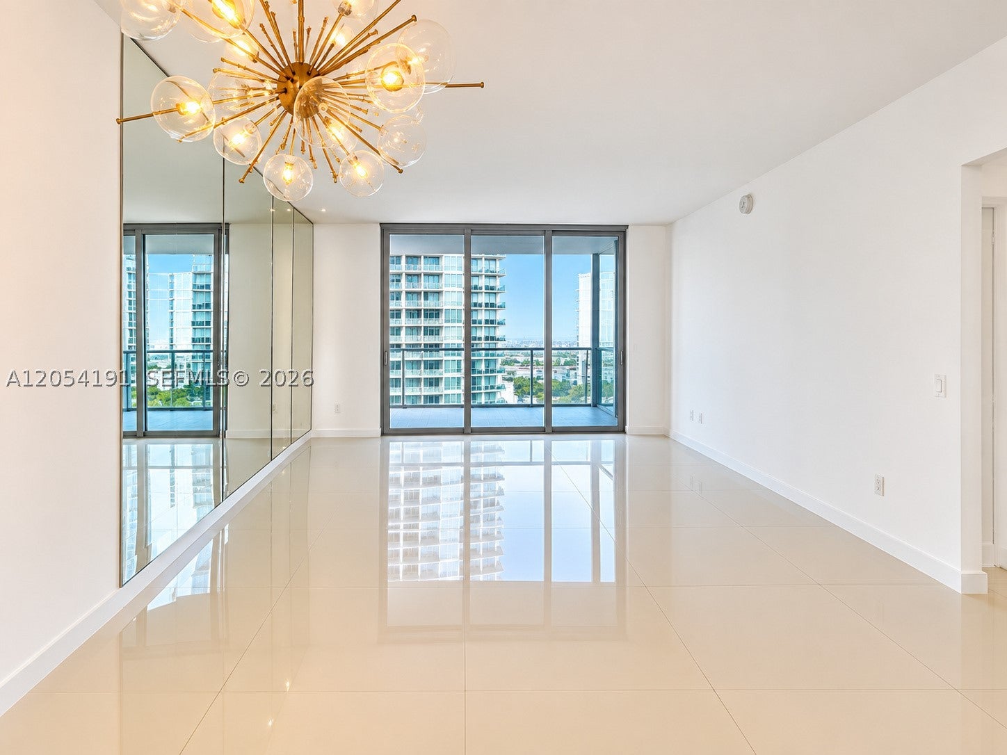 495 BRICKELL AV 4208