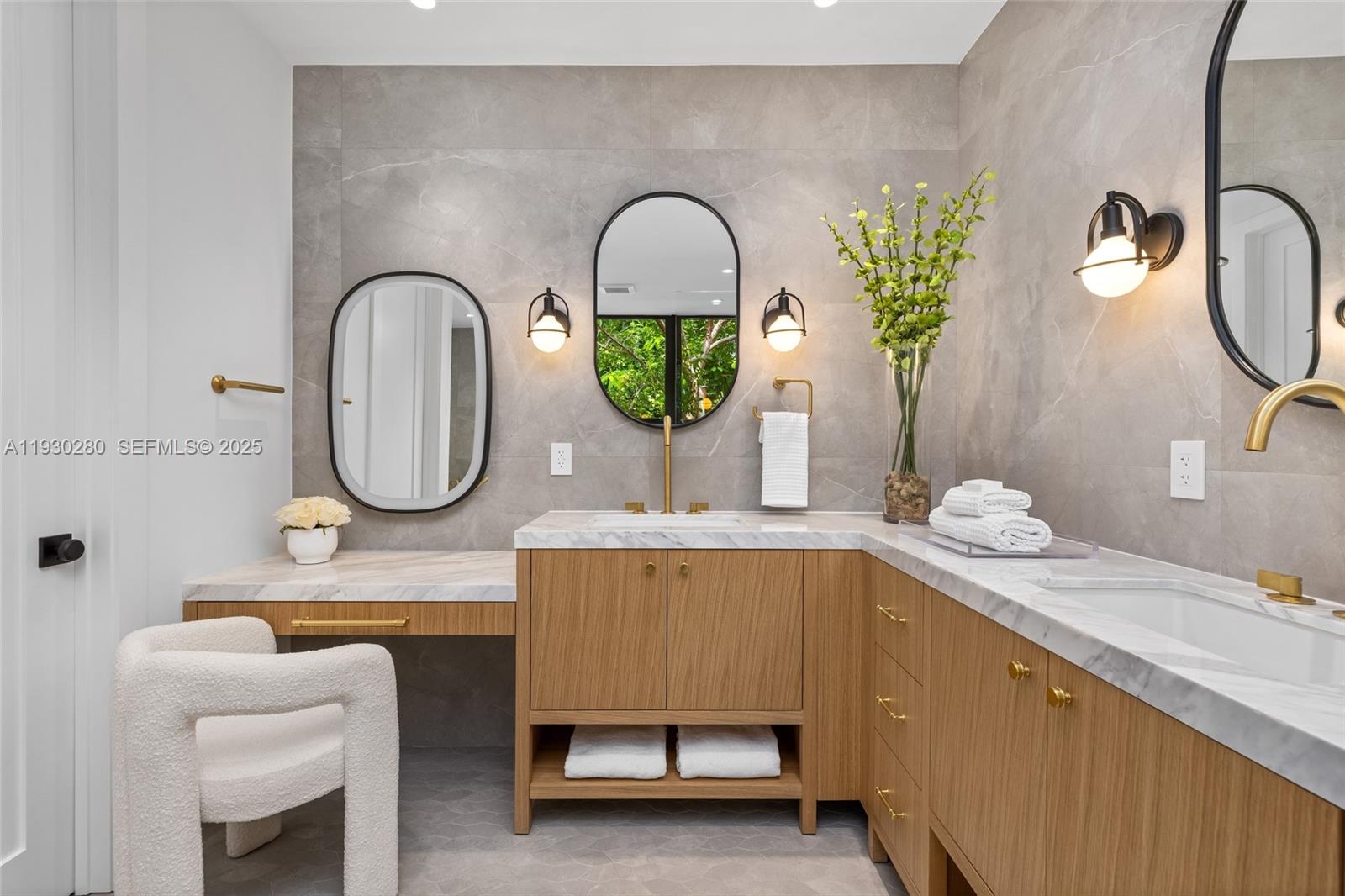 AMD PL OF BONITA PARK - Residential Lease