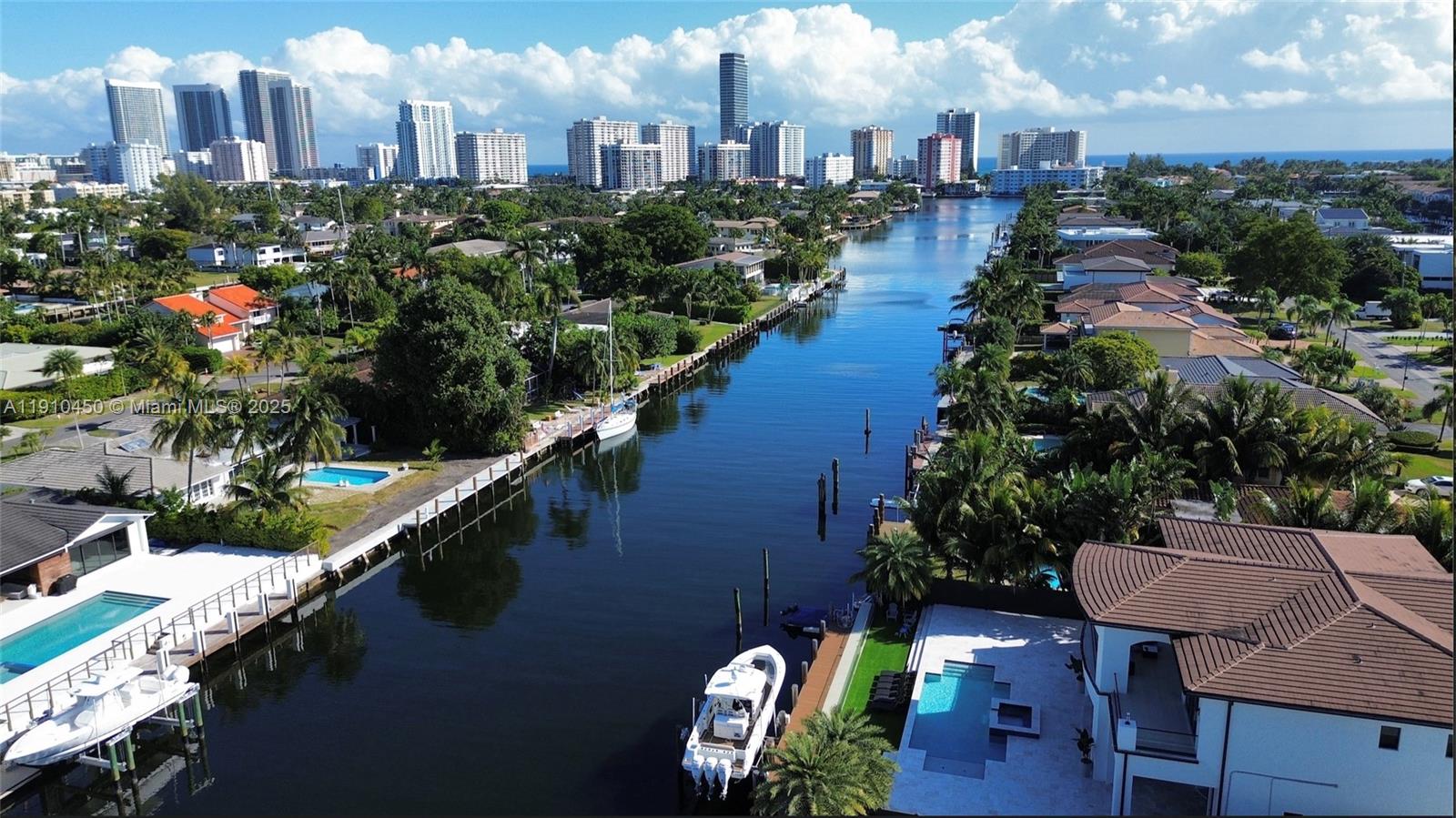 GOLDEN ISLES SEC D REPLAT - Residential