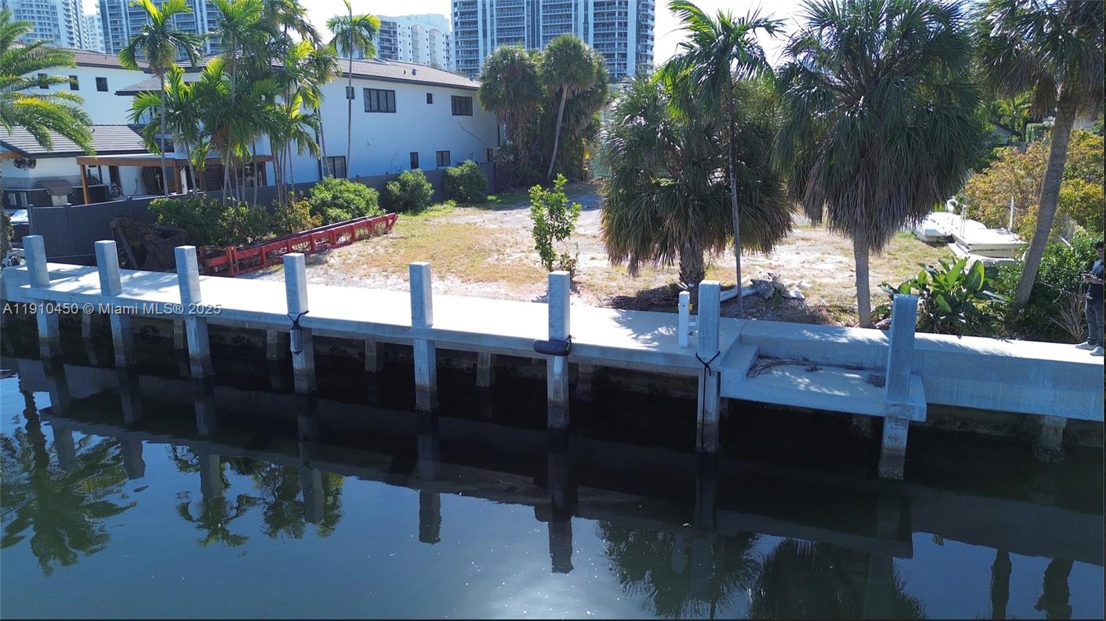 GOLDEN ISLES SEC D REPLAT - Residential