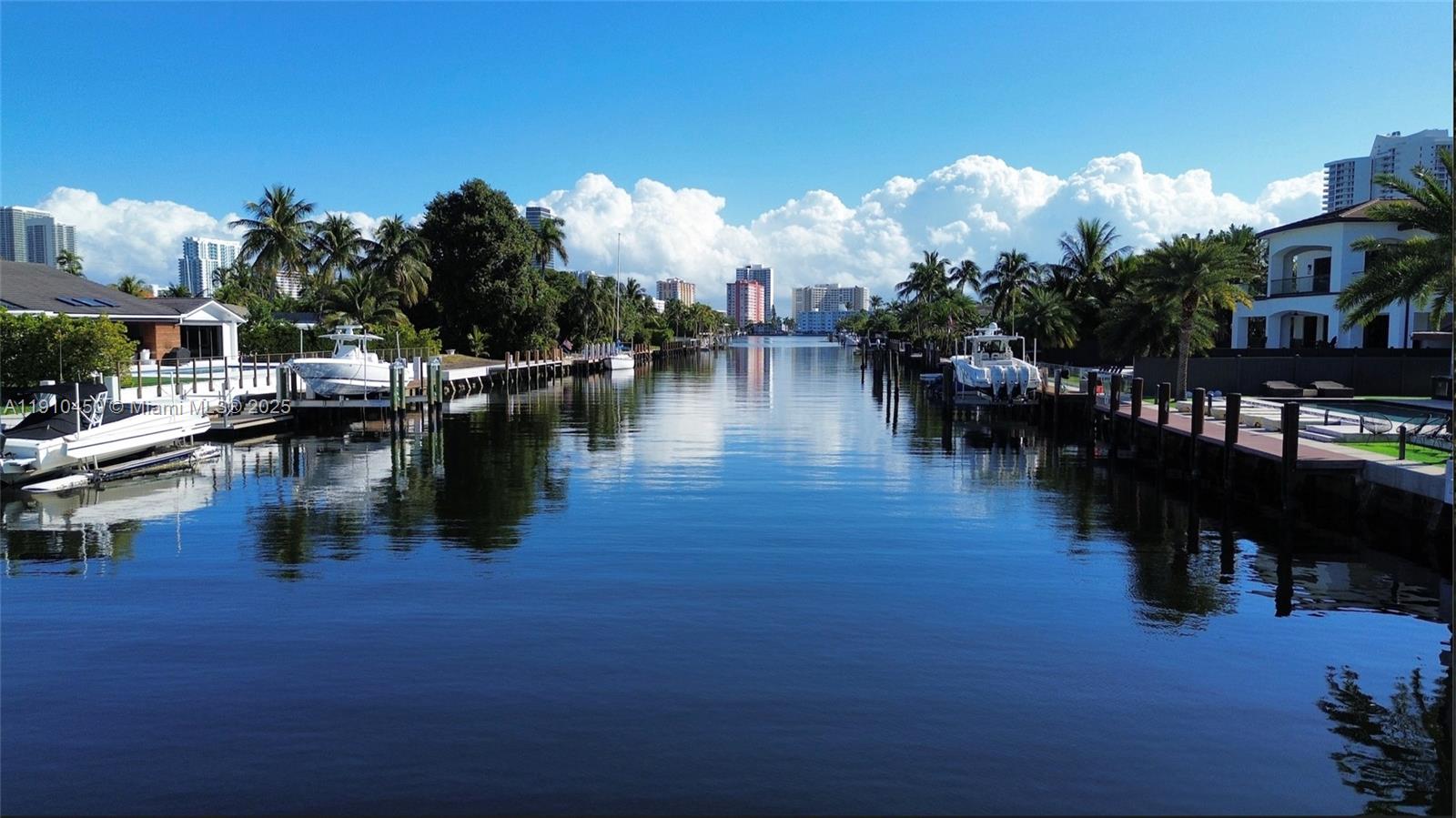 GOLDEN ISLES SEC D REPLAT - Residential