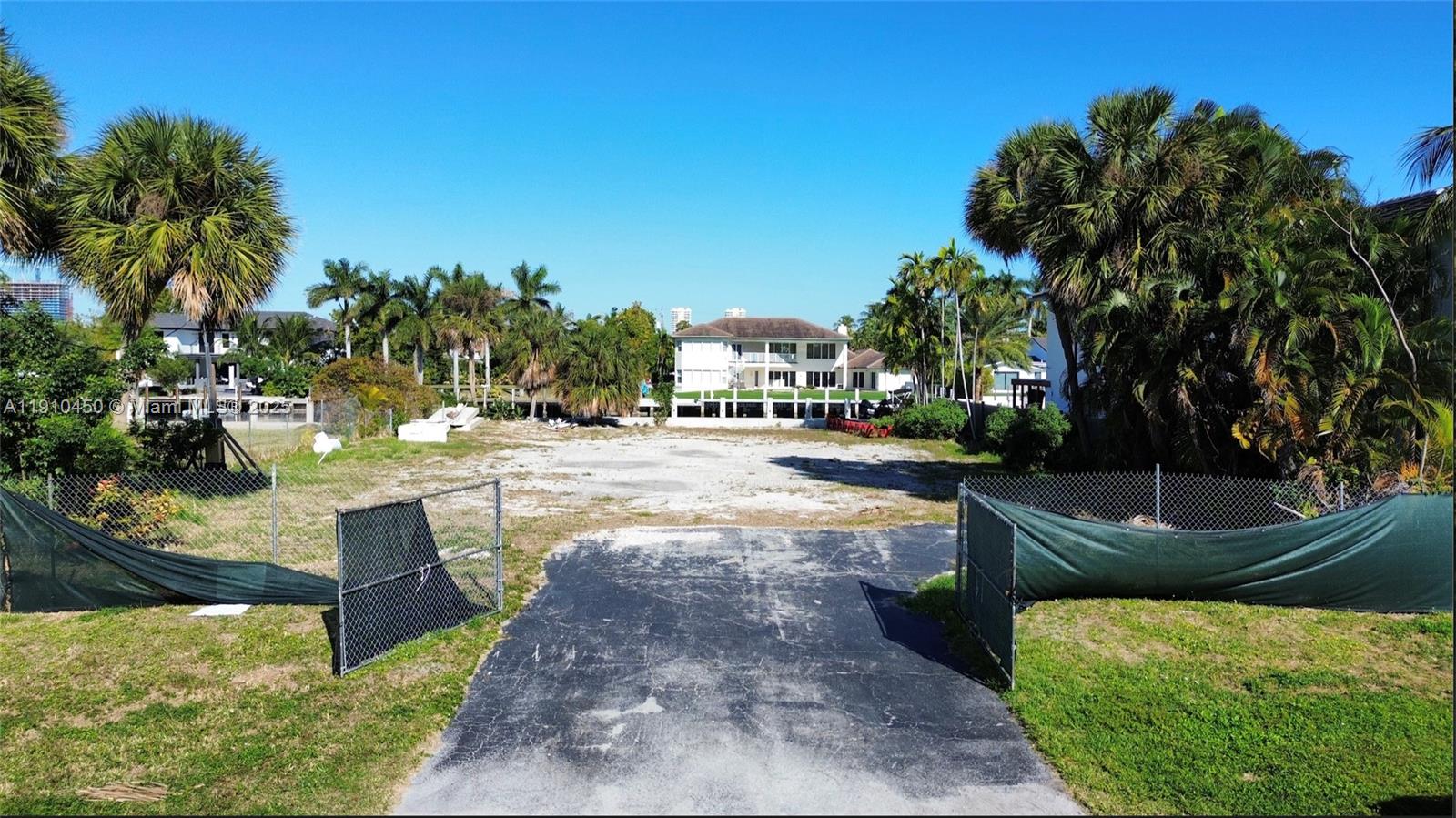 GOLDEN ISLES SEC D REPLAT - Residential