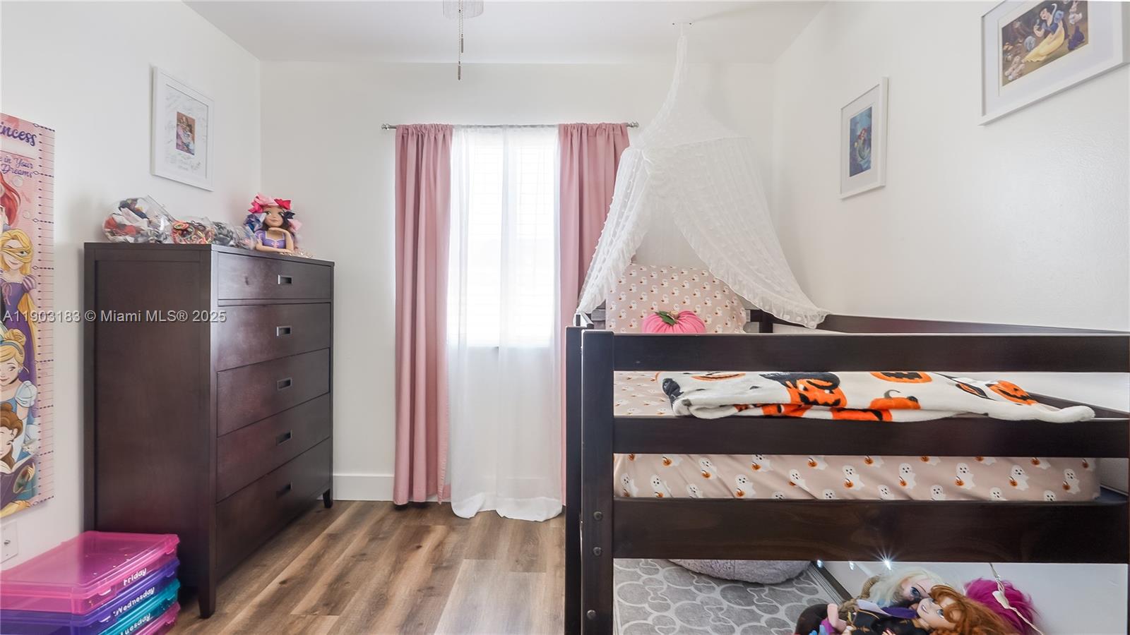 WEITZER SERENA LAKES TOWN - Residential