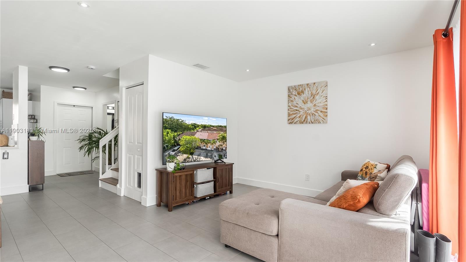 WEITZER SERENA LAKES TOWN - Residential