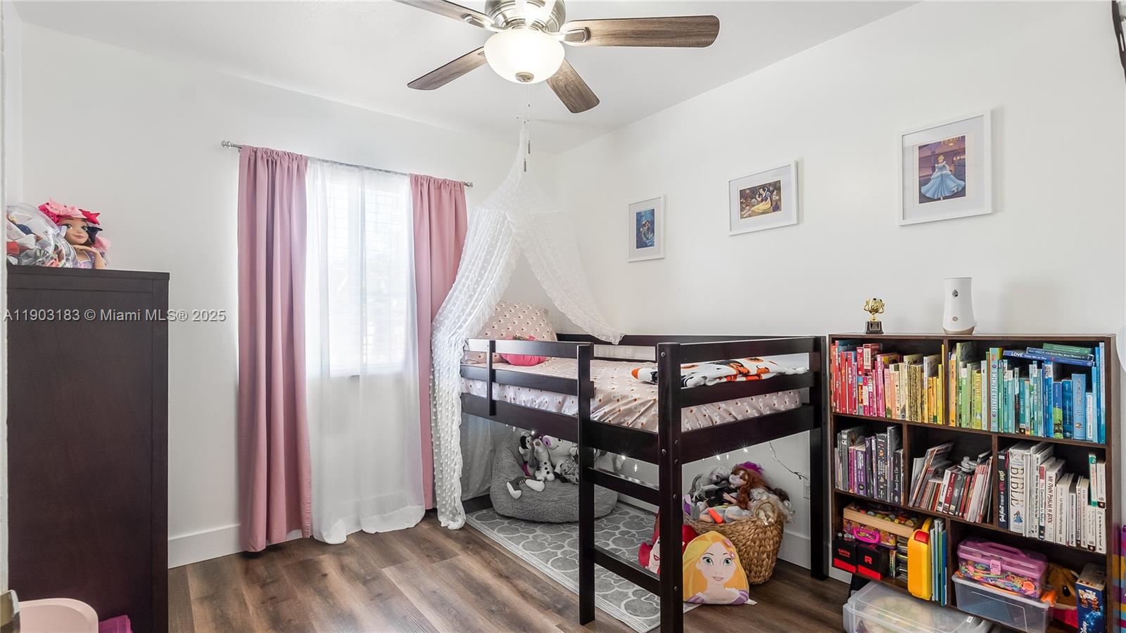 WEITZER SERENA LAKES TOWN - Residential