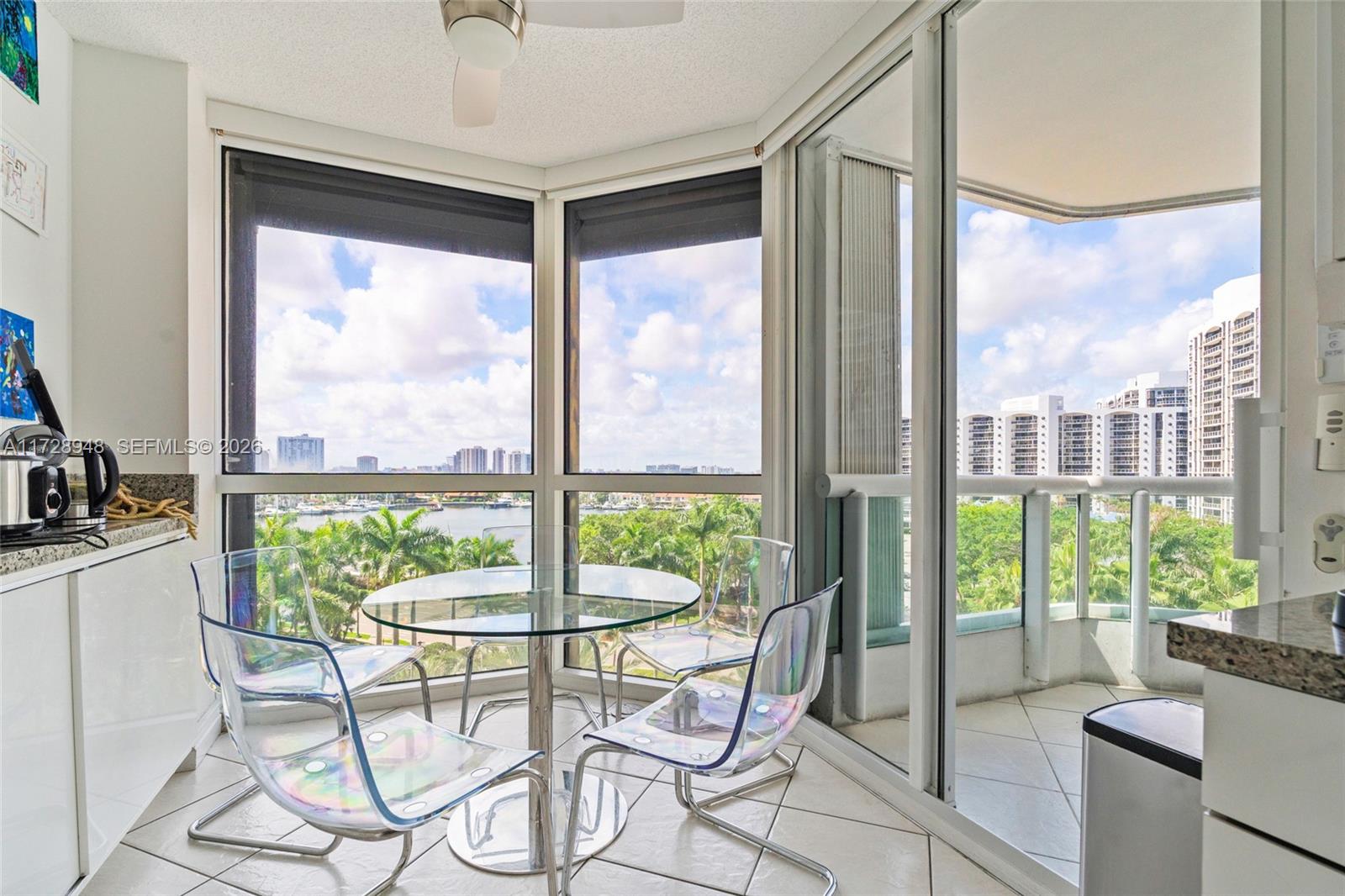 NORTH TOWER AT THE POINT - Residential