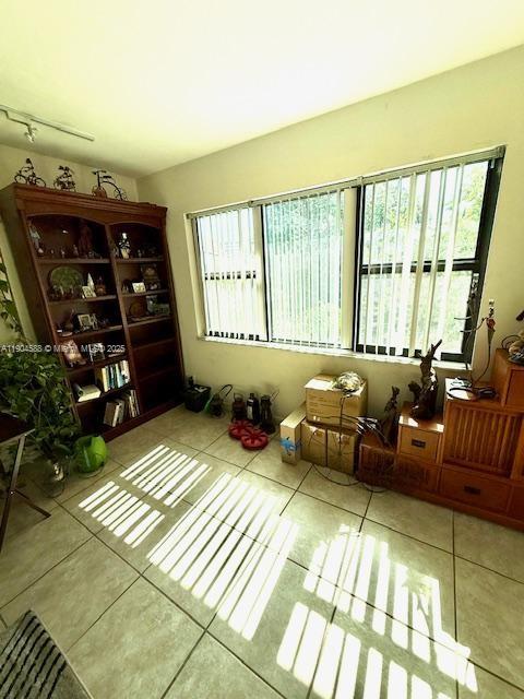 900 River Reach Dr 502