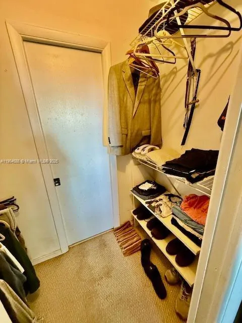 Fort Lauderdale, Florida 33315, United States, 2 Bedrooms Bedrooms, ,2 BathroomsBathrooms,Residential,Active,239477