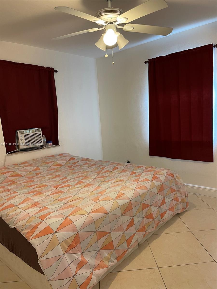 WESTWOOD LAKE 6TH ADDN - Residential