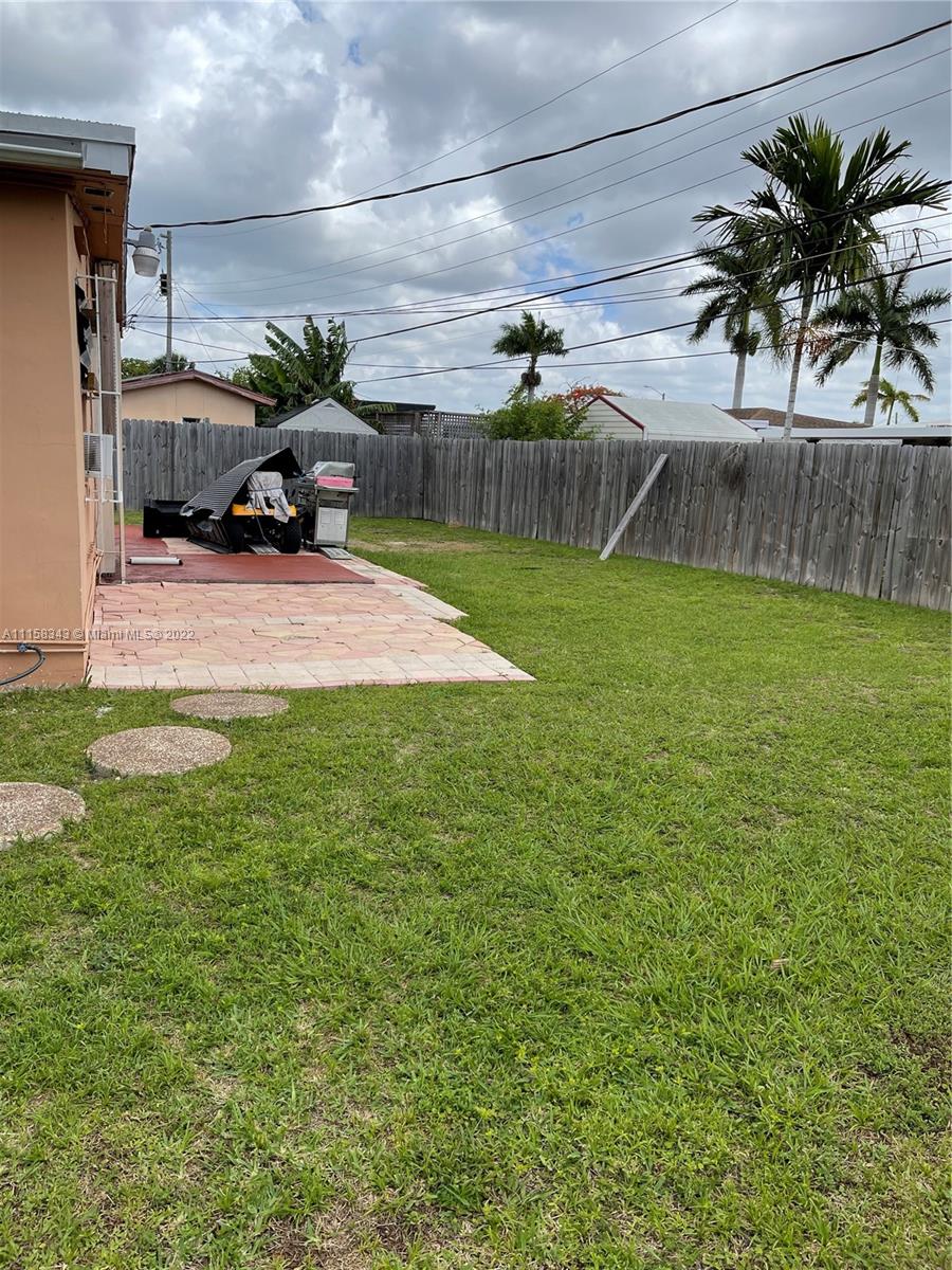 WESTWOOD LAKE 6TH ADDN - Residential