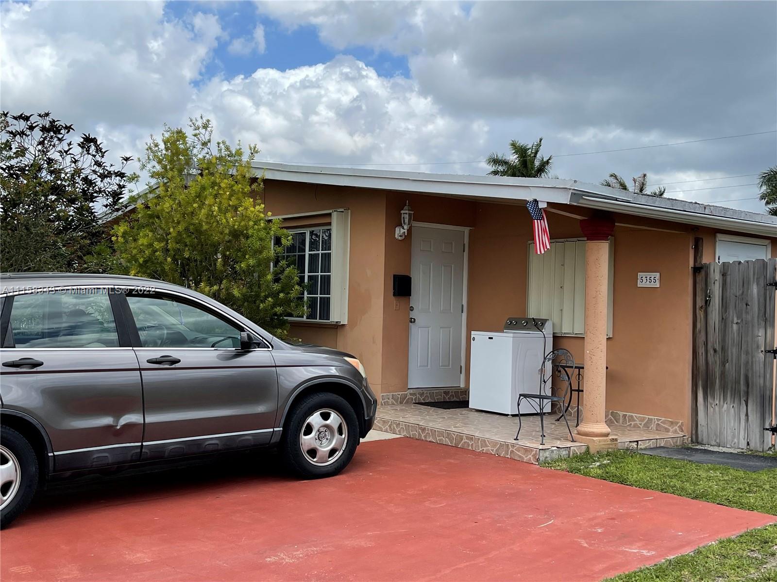 WESTWOOD LAKE 6TH ADDN - Residential