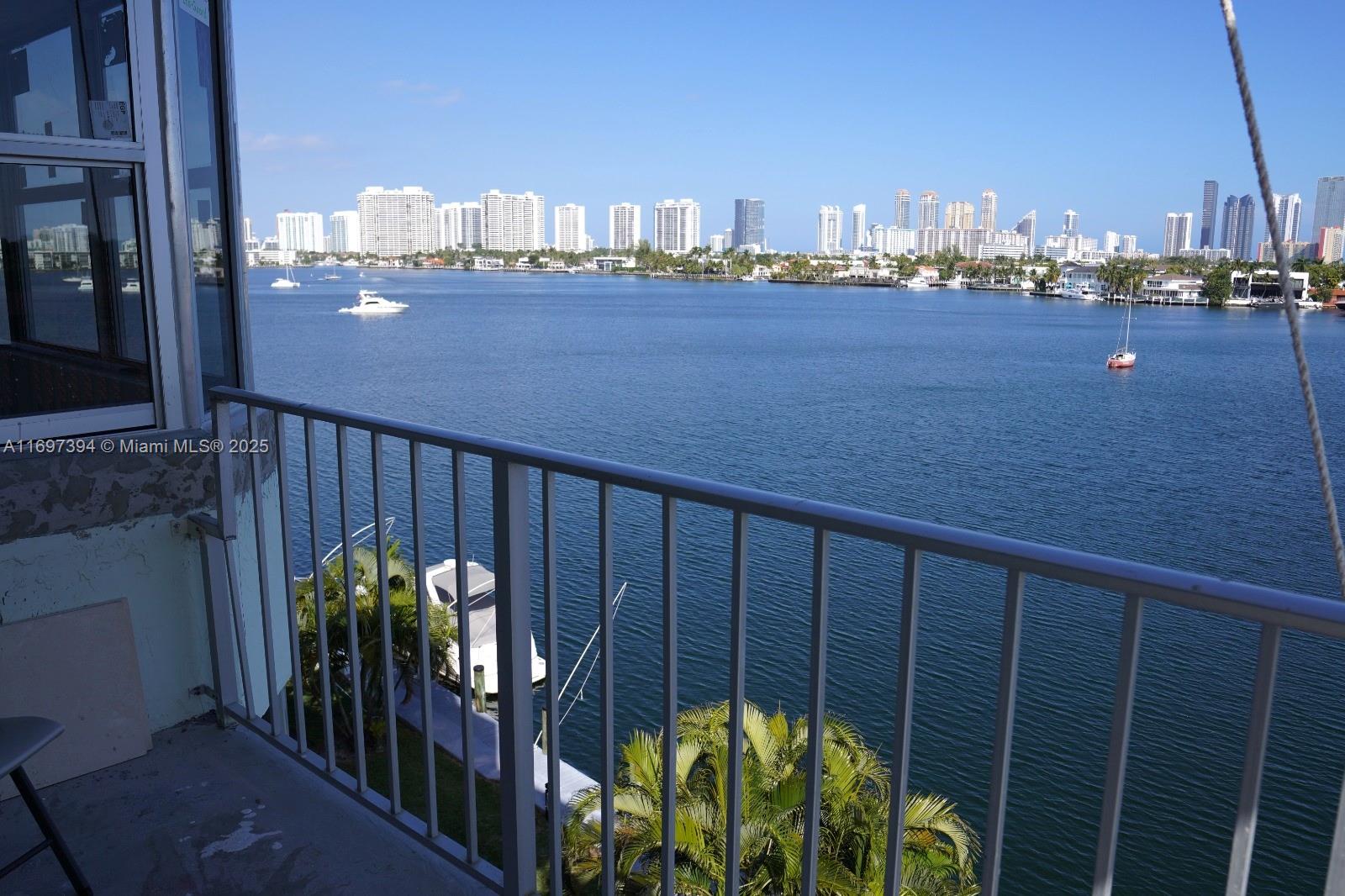 Rental Property at 16570 Ne 26th Ave 5G, North Miami Beach, Miami-Dade County, Florida - Bedrooms: 2 
Bathrooms: 2  - $2,950 MO.