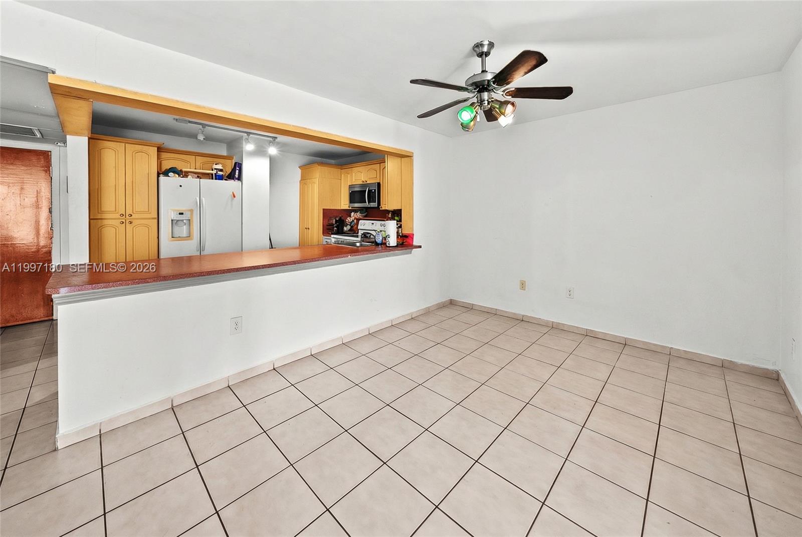 OCEAN PARK CONDO - Residential