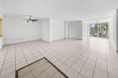 Photo of 6450 Collins Ave #205, Miami Beach, FL 33141 (MLS # A11997180)