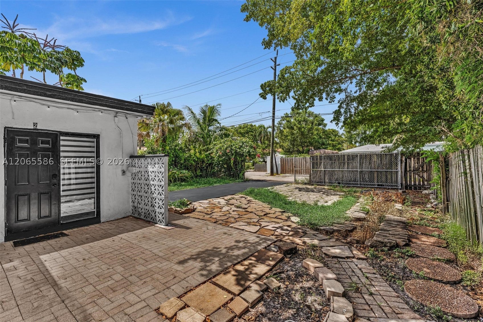 1943 Rodman St