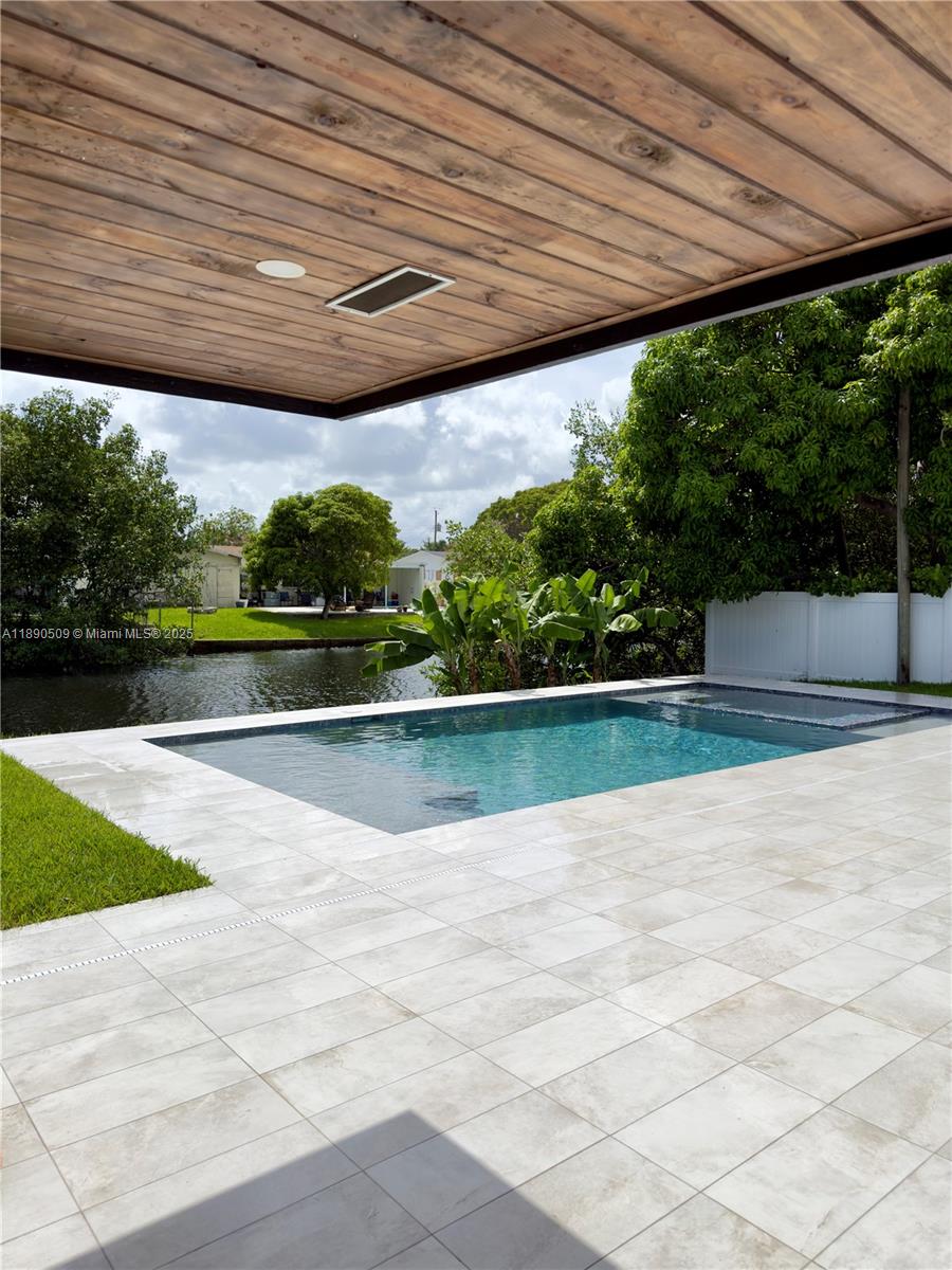 ENCHANTED LAKE SEC 4 - Residential