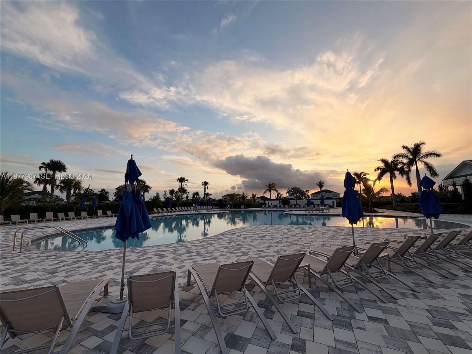 VERANO SOUTH PUD 1 - POD - Residential Lease