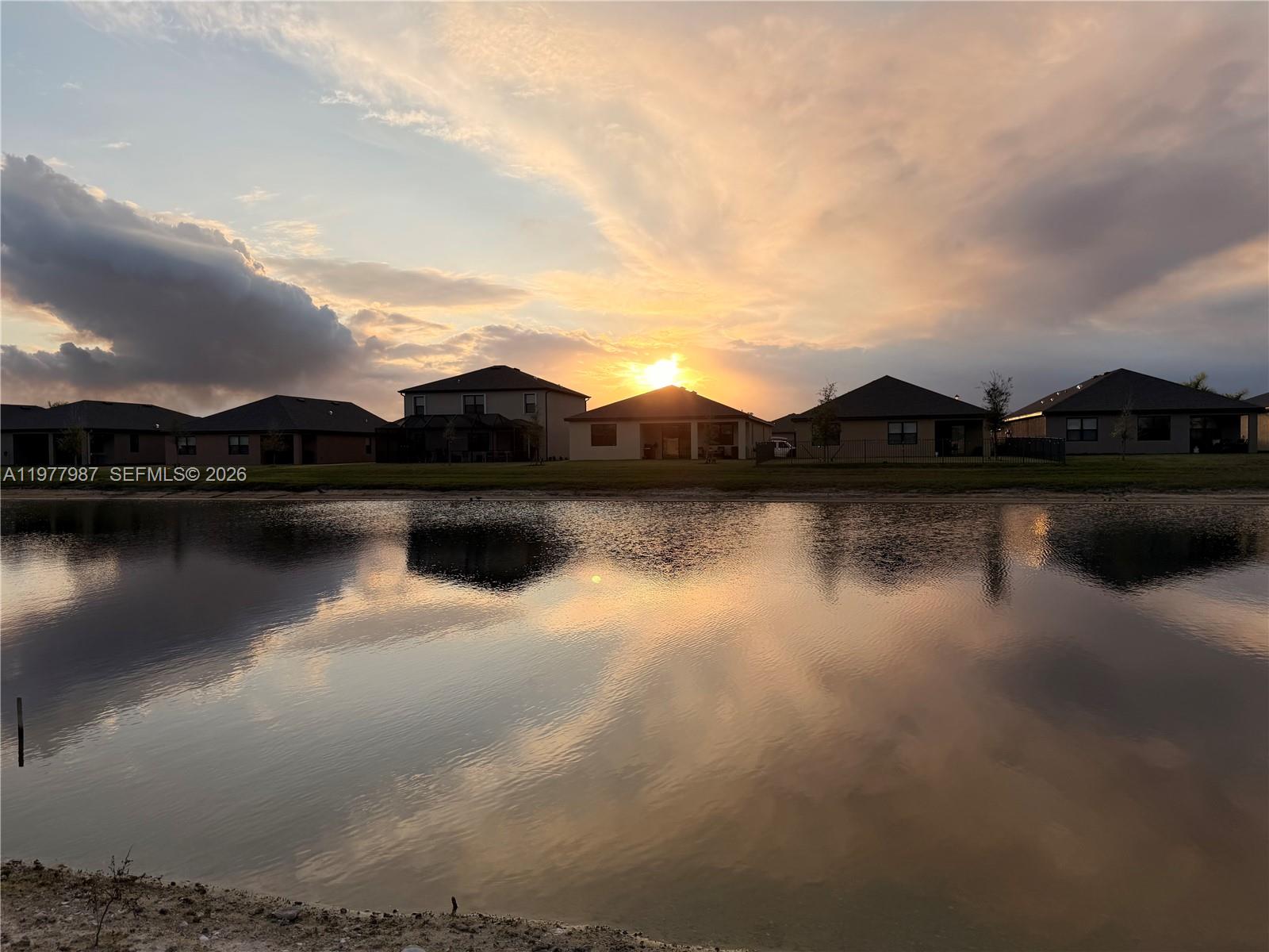 VERANO SOUTH PUD 1 - POD - Residential Lease