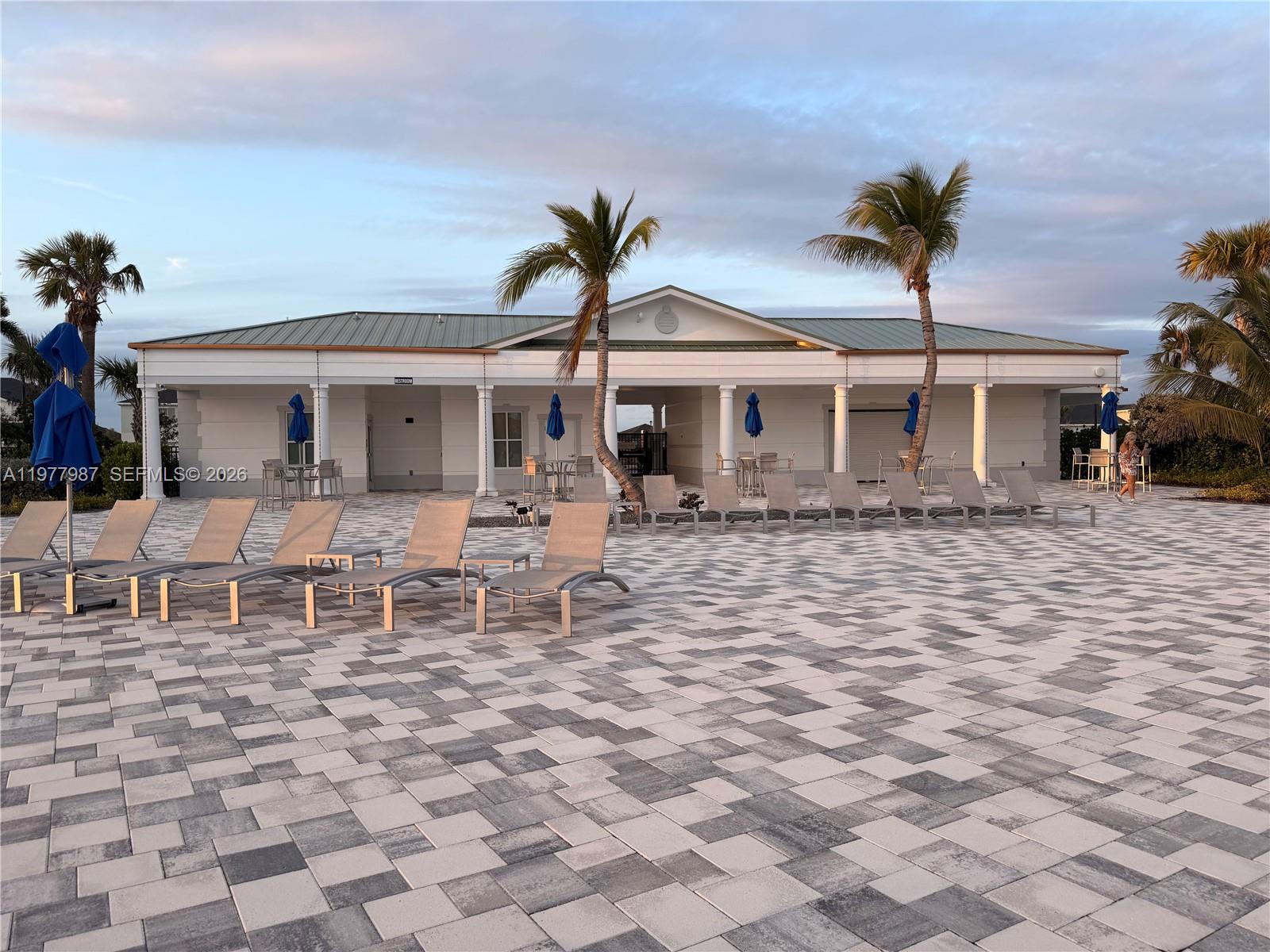 VERANO SOUTH PUD 1 - POD - Residential Lease