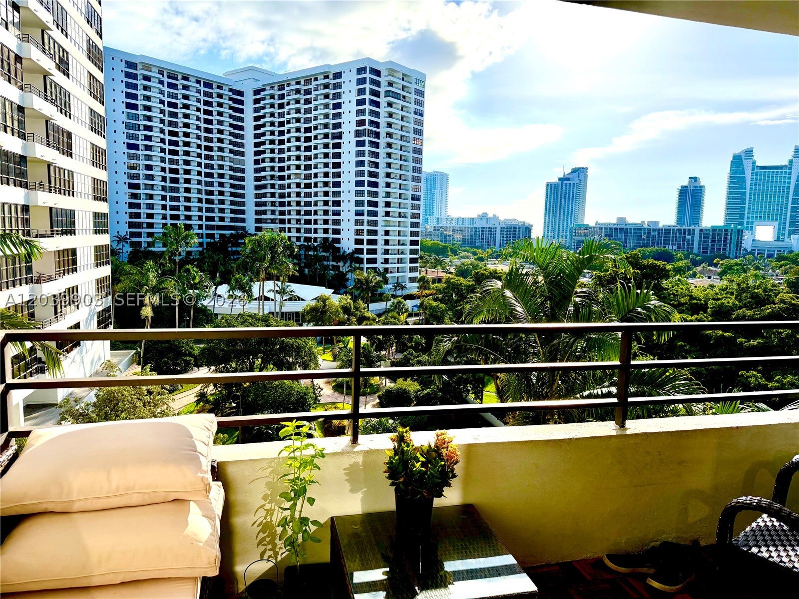 500 Three Islands Blvd 421