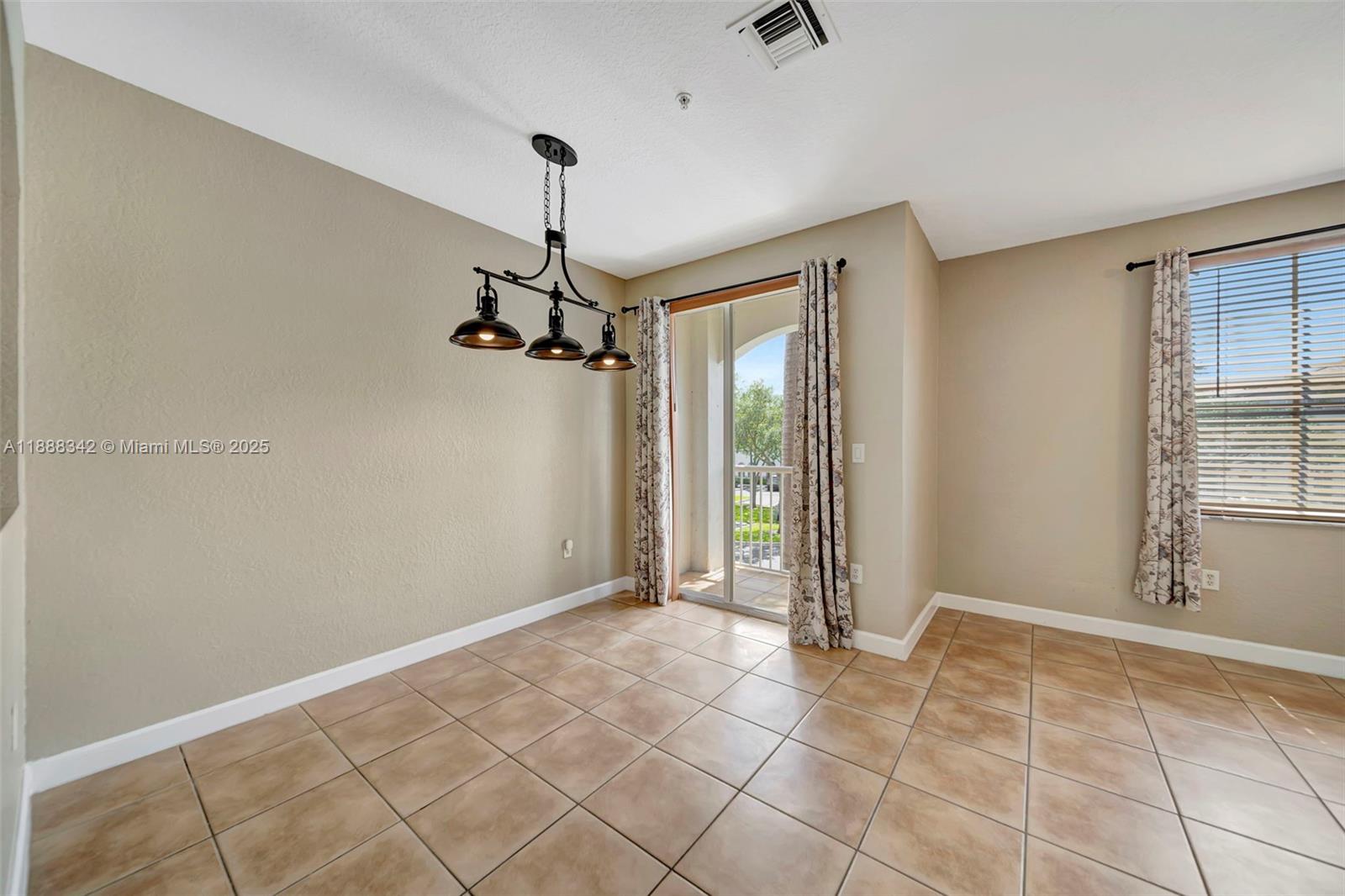 COURTYARDS TWO CONDO - Residential Lease
