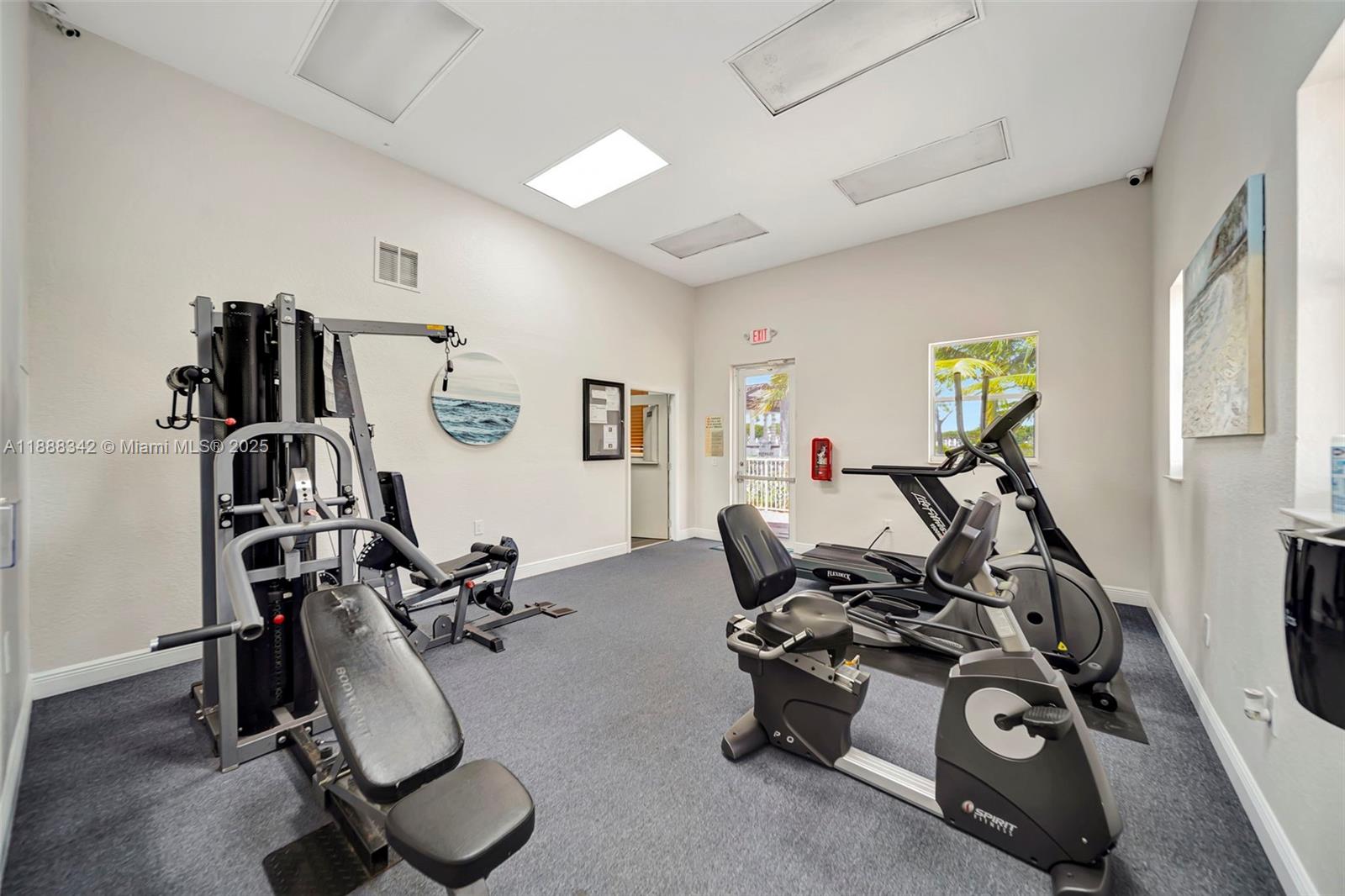 COURTYARDS TWO CONDO - Residential Lease