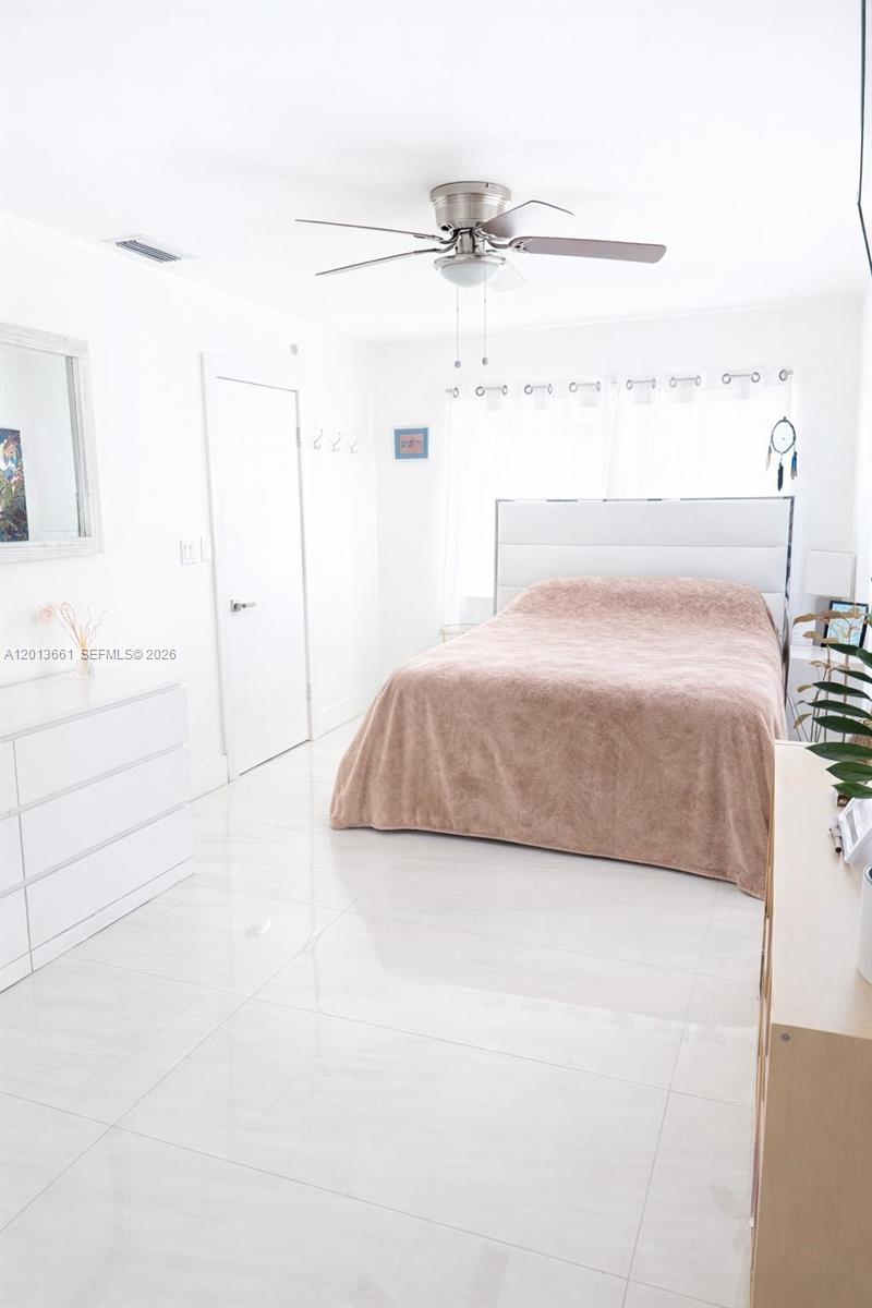 ATLANTIC SHORES DIXIE HIG - Residential Lease