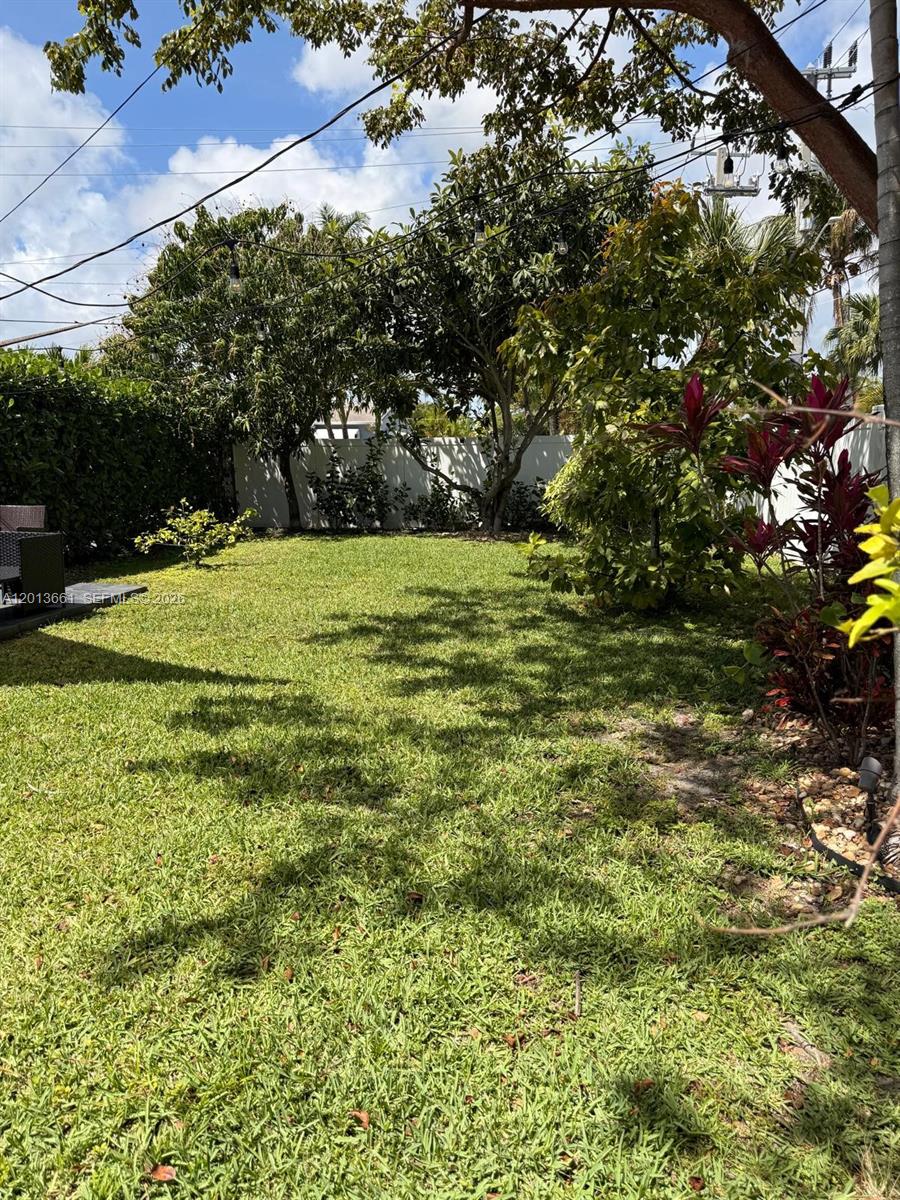 ATLANTIC SHORES DIXIE HIG - Residential Lease