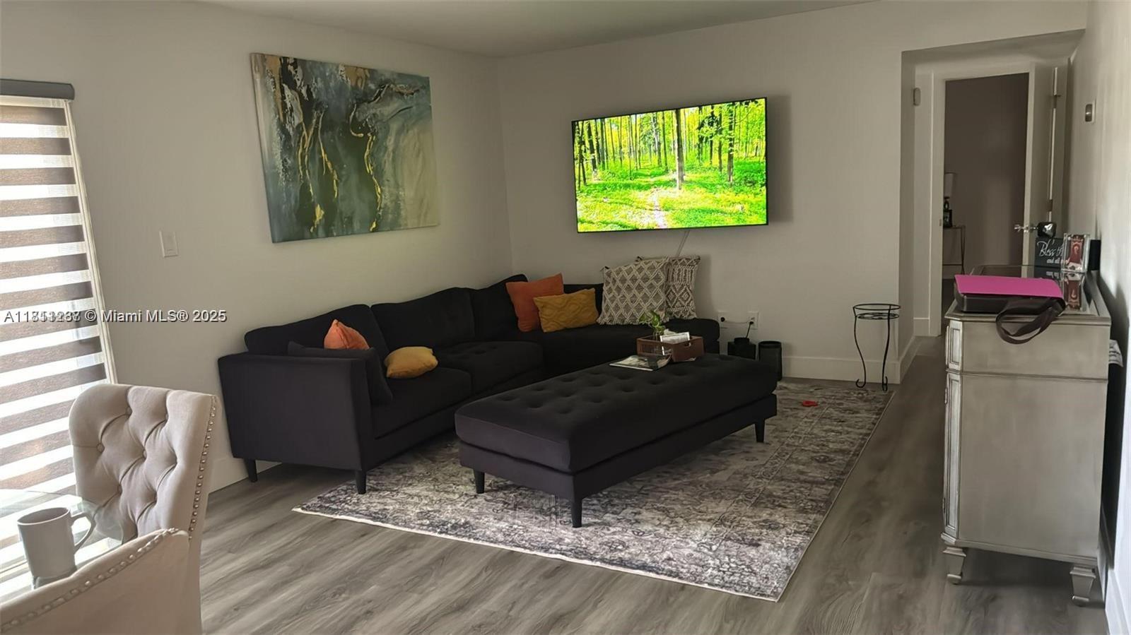 Rental Property at 370 E Laurel Dr 3E, Margate, Broward County, Florida - Bedrooms: 1 
Bathrooms: 2  - $1,750 MO.