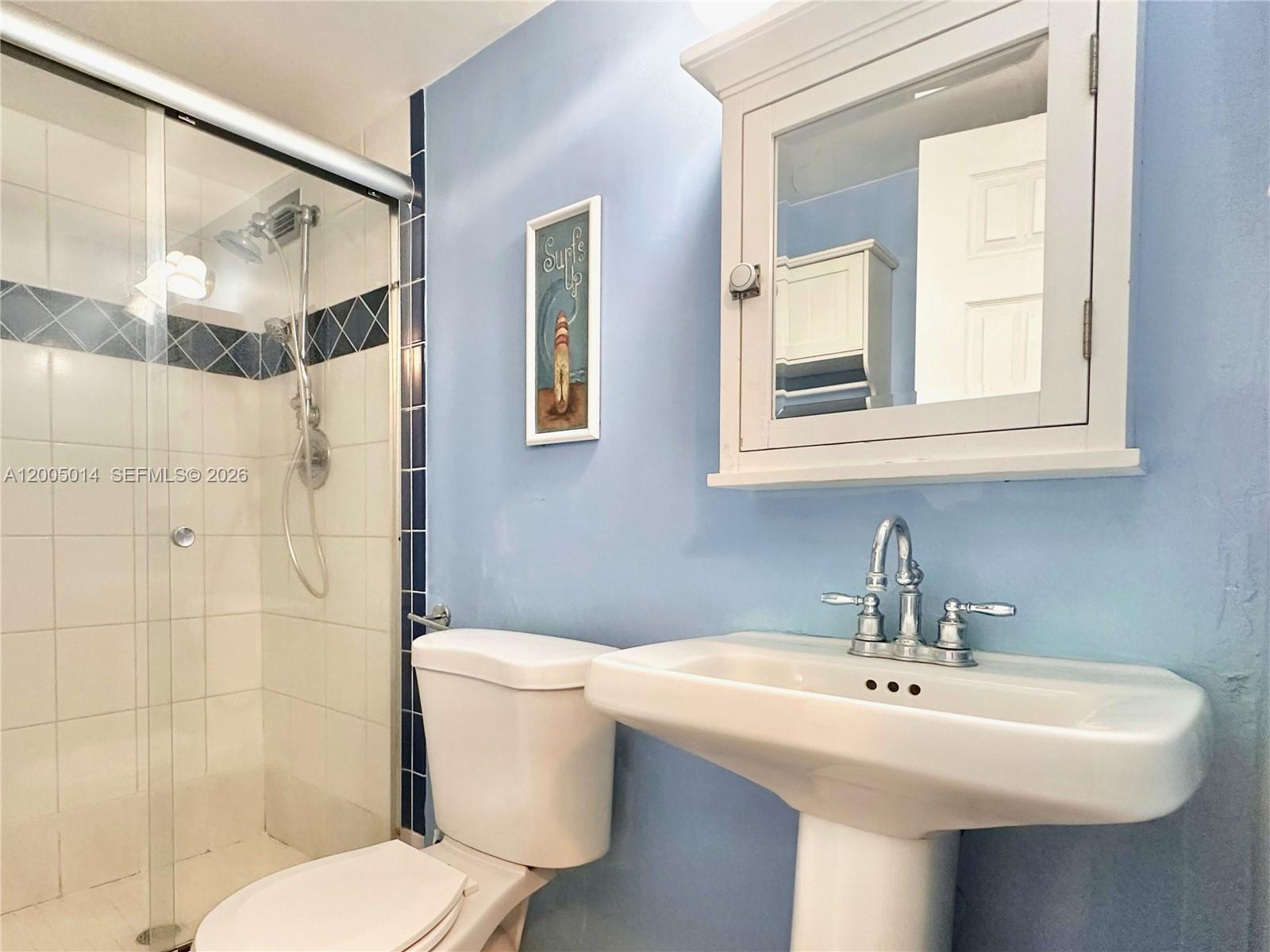 BURLEIGH HOUSE CONDO - Residential