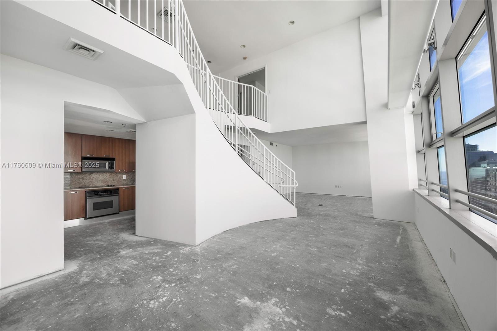 MAYFIELD CONDO - Residential