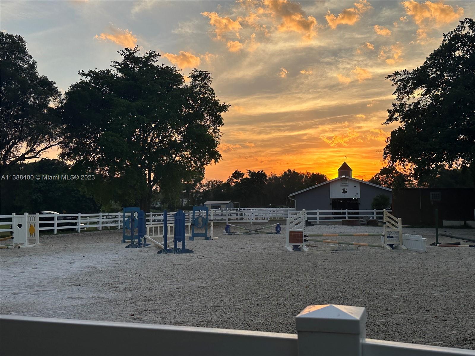 FLA FRUIT LANDS CO - Residential